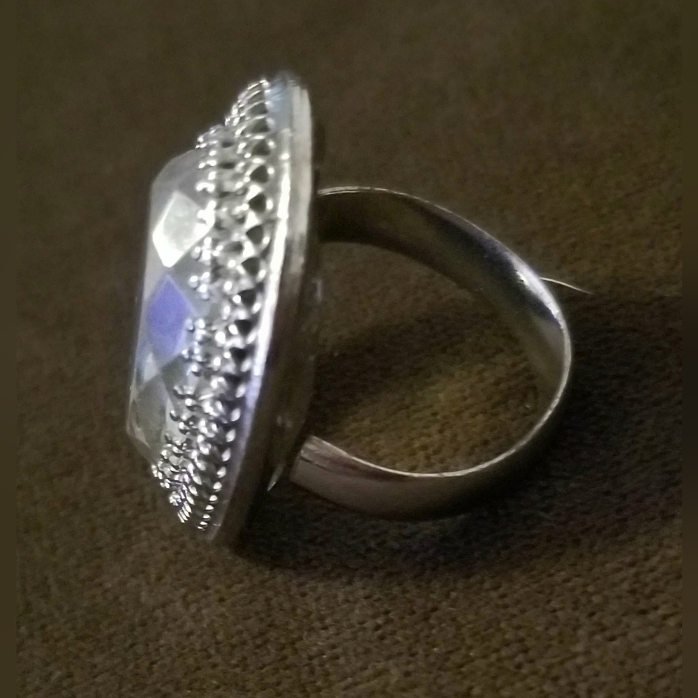 Vintage Silver Intaglio Glass Cameo Ring - Size 8 - EUC - Picture 2 of 7